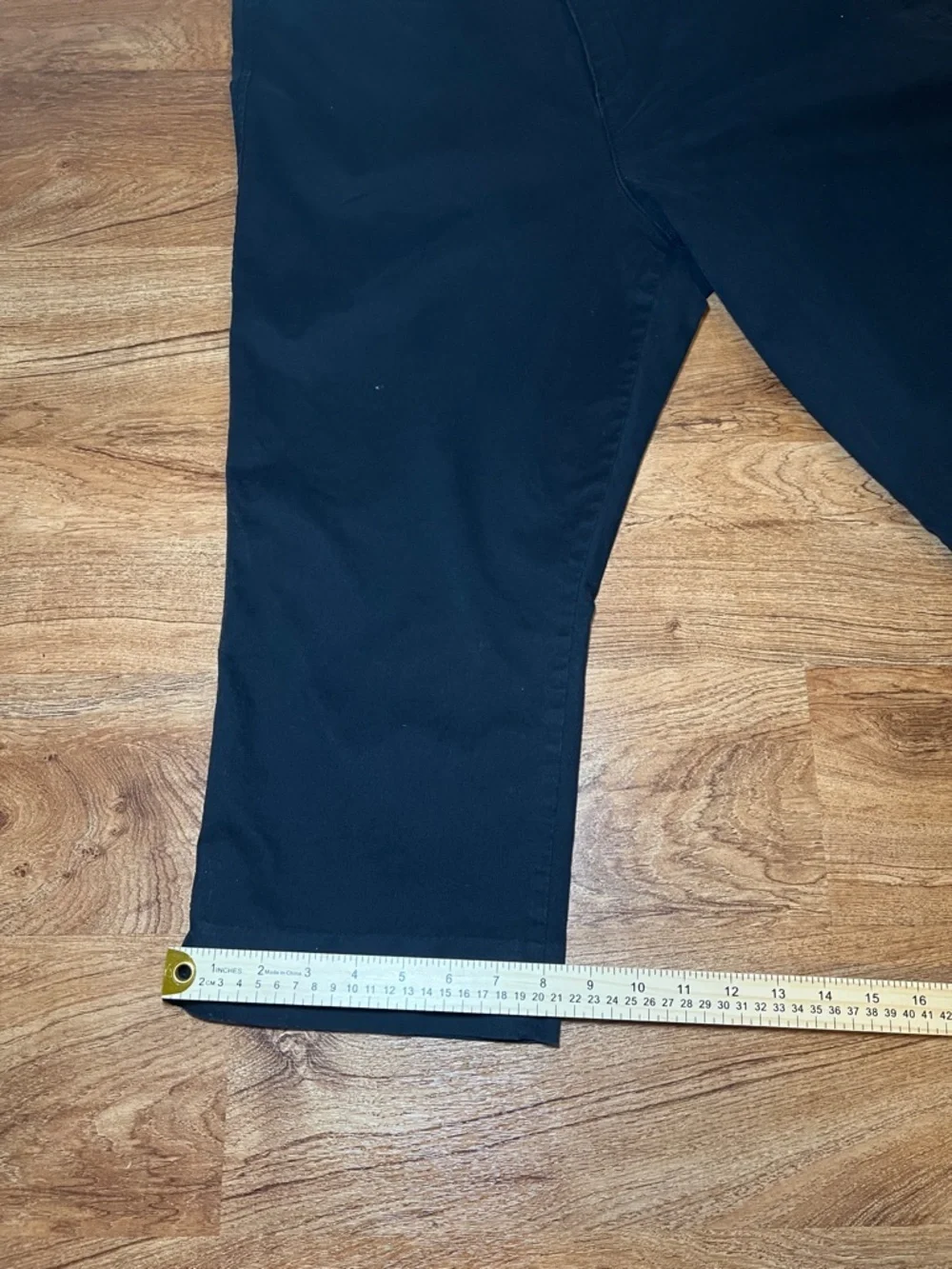 Old Navy Pixie Mid Rise Black Crop Pants Stretch Capri Size 16